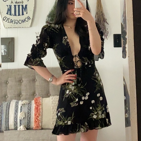 Reformation laurelei dress (size 0) - Picture 3 of 3